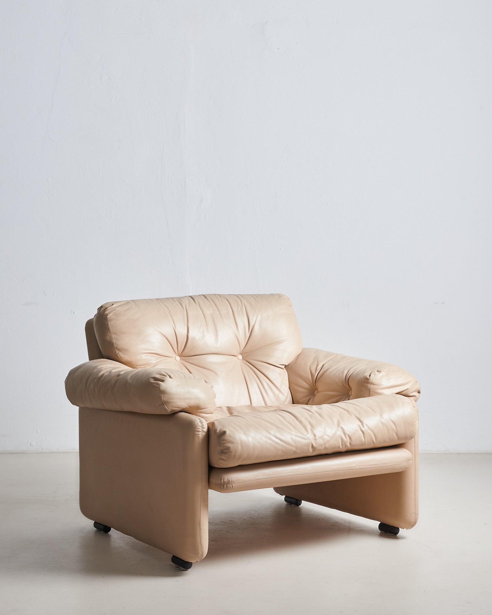 Coronado Armchair By Tobia Scarpa For B&B Italia
