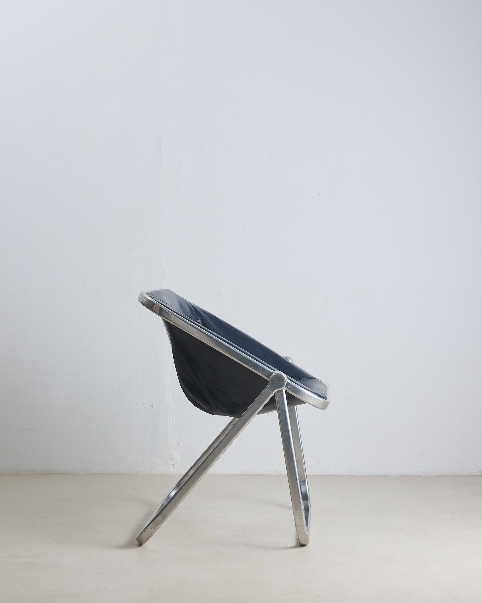 Plona Folding Chair By Giancarlo Piretti