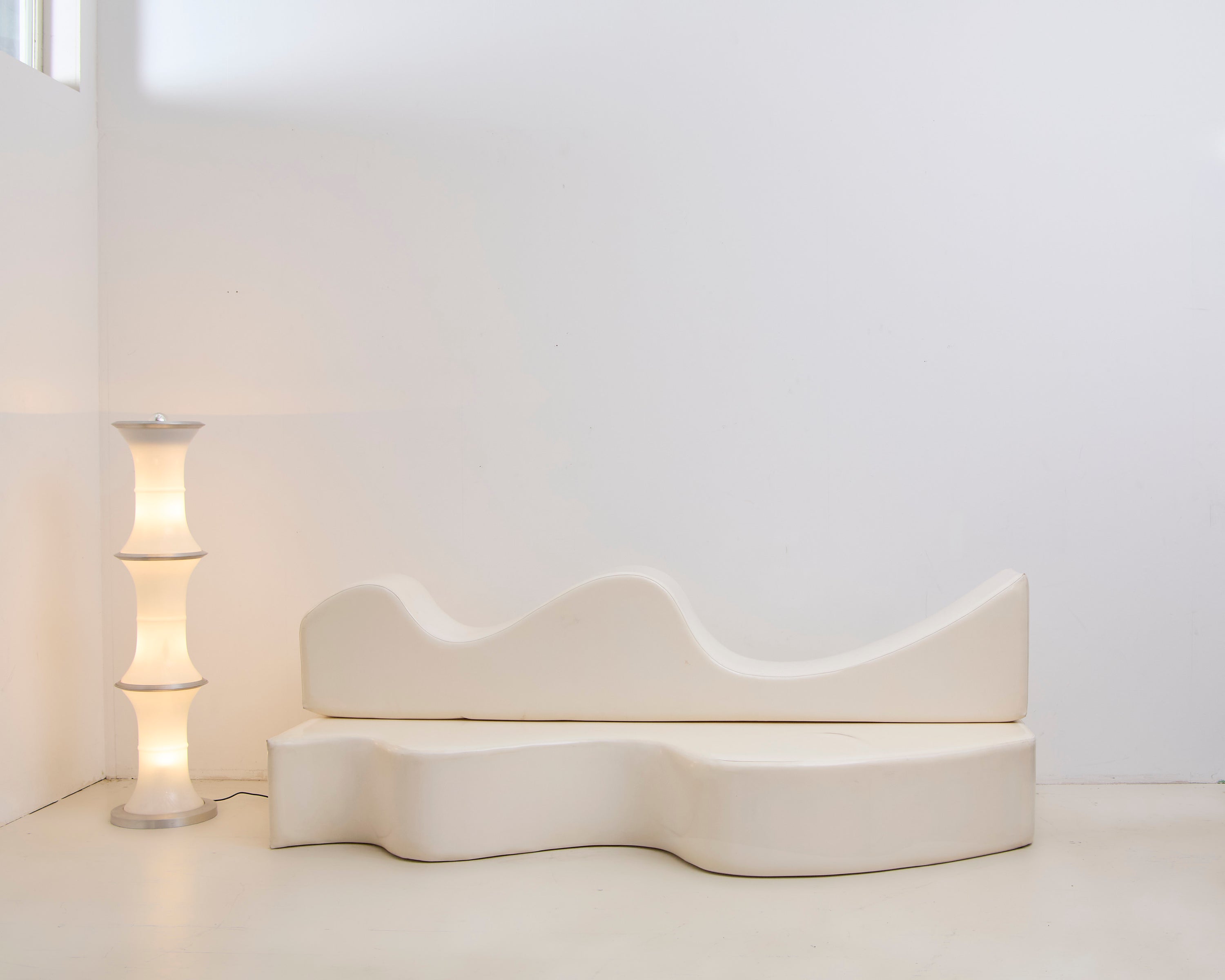 White Superonda Sofa by Archizoom Associati for Poltronova