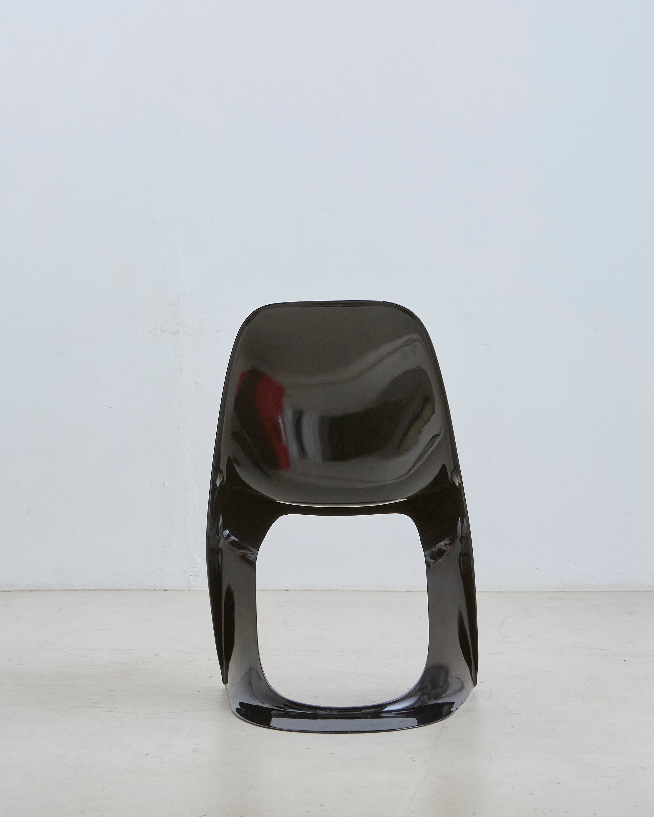 Alexander Begge Casalino Fiberglass Chairs