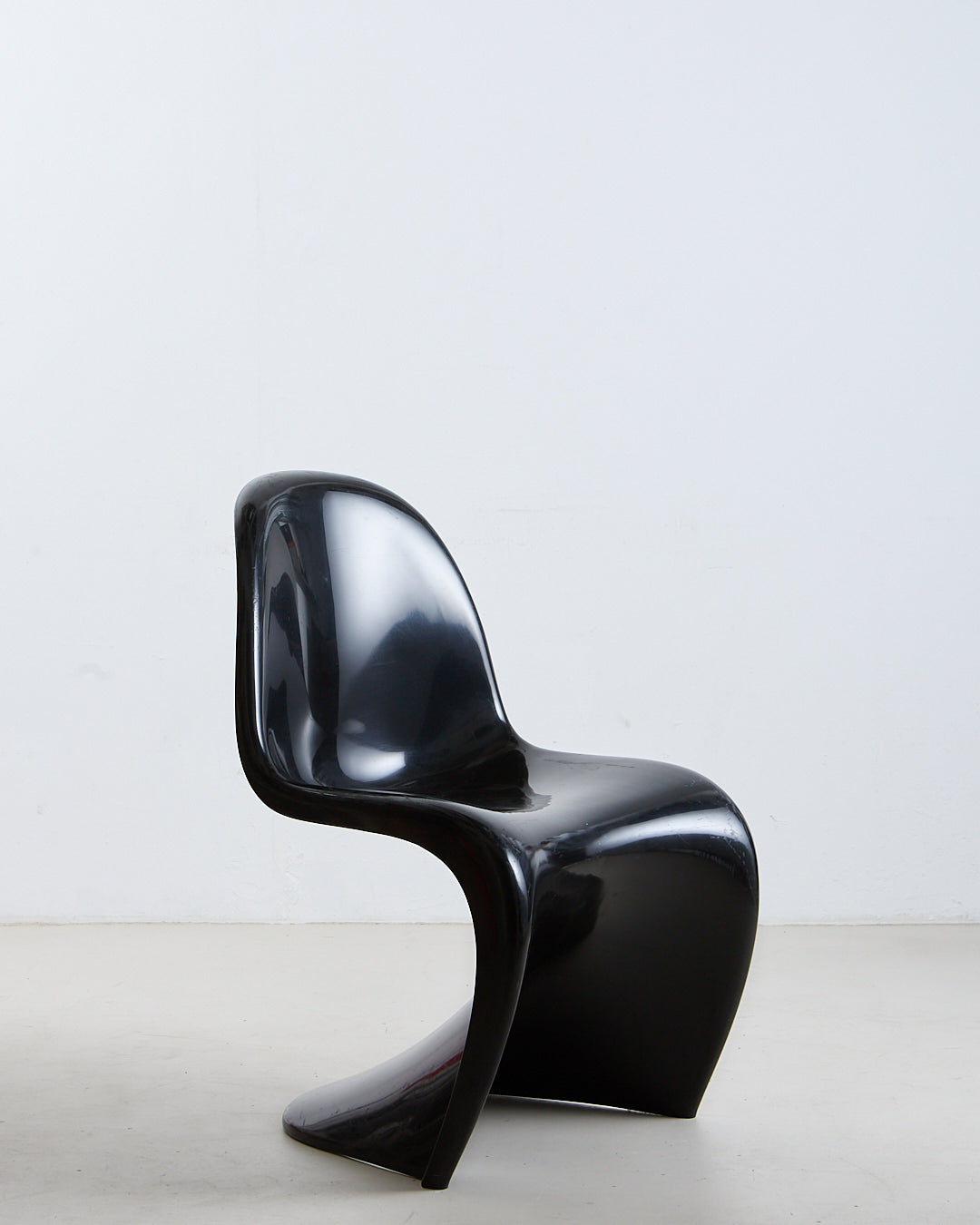 Black Panton chair from Verner Panton for Herman Miller
