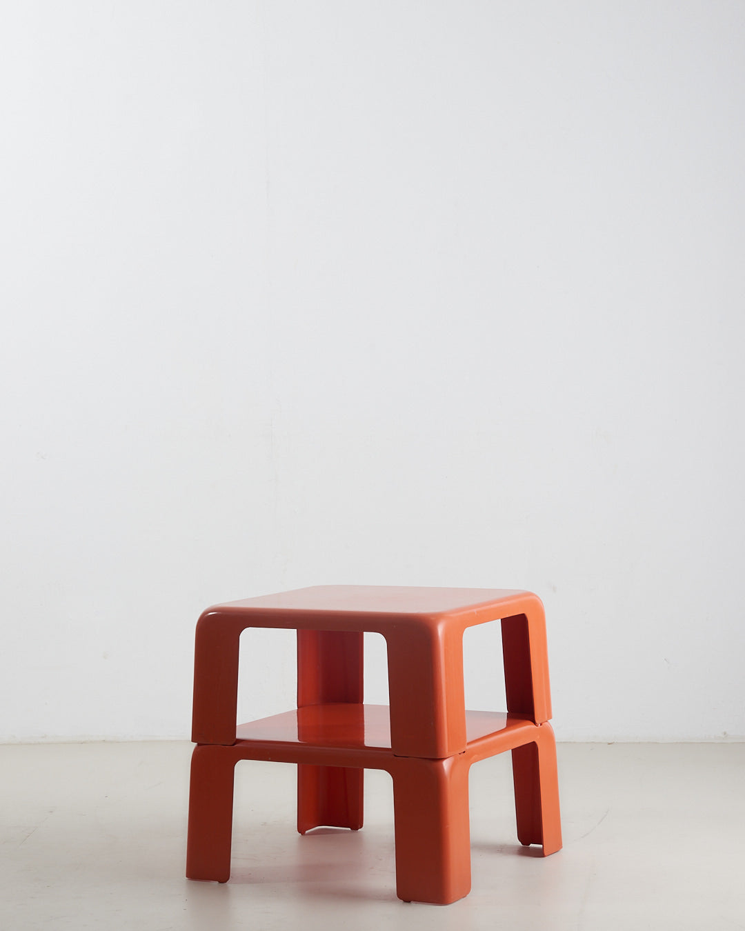 C&B Italia Sidetable By Mario Bellini