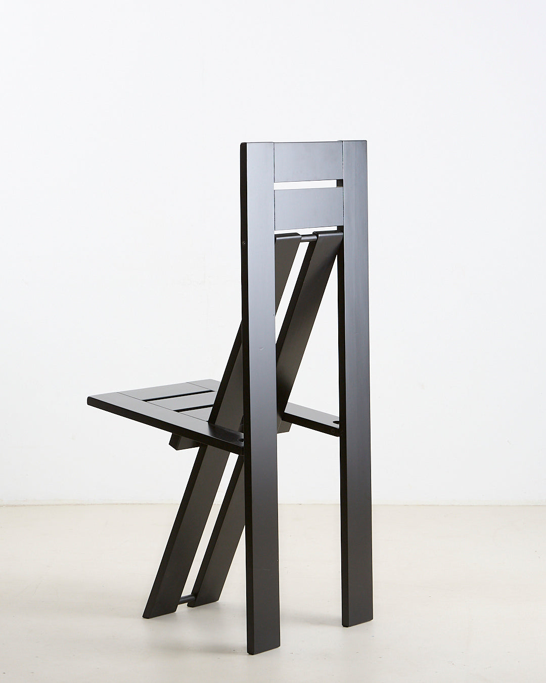 Feldmann Folding Chair For Aarea Switzerland