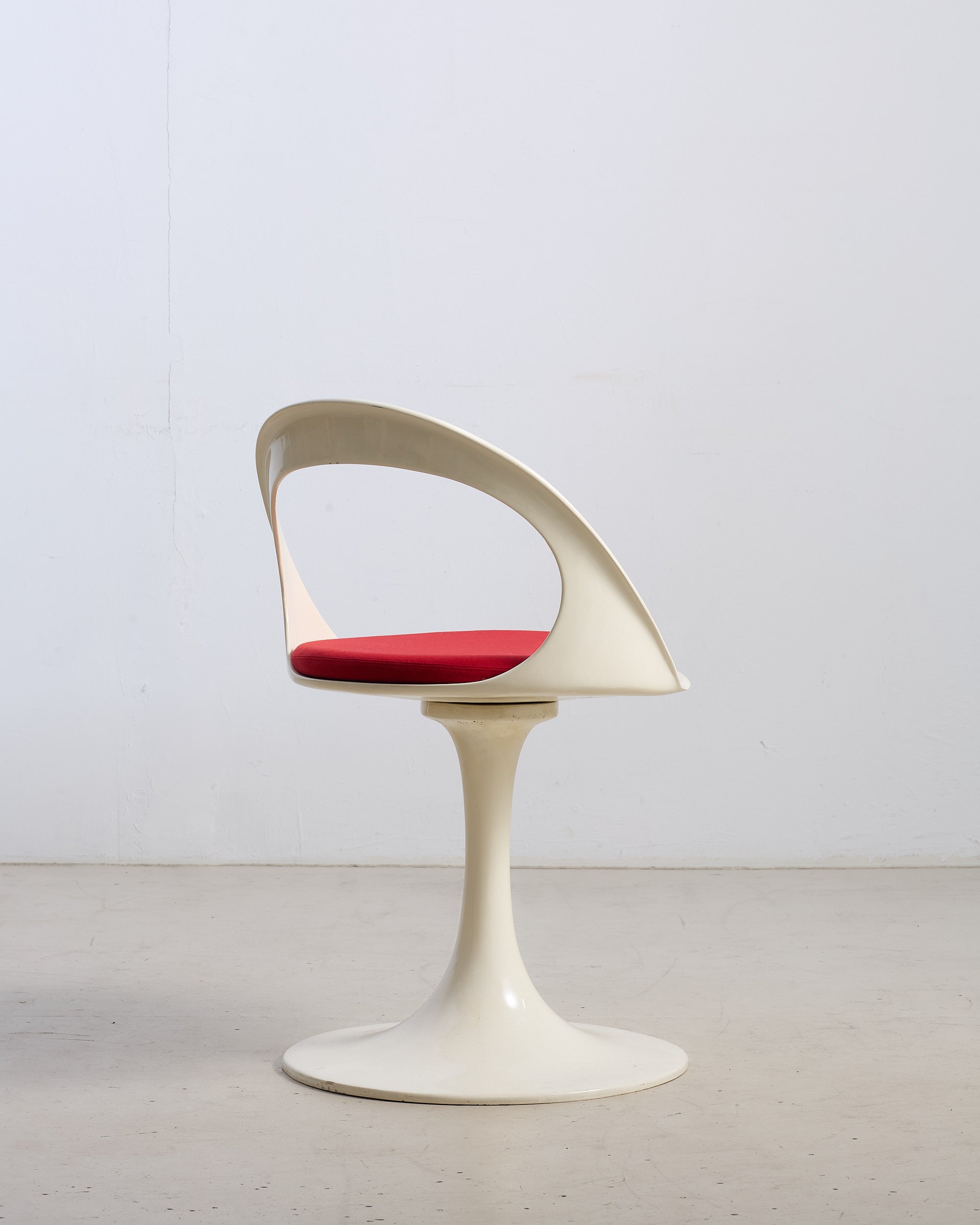 Italian Mid Century Swivel Chair