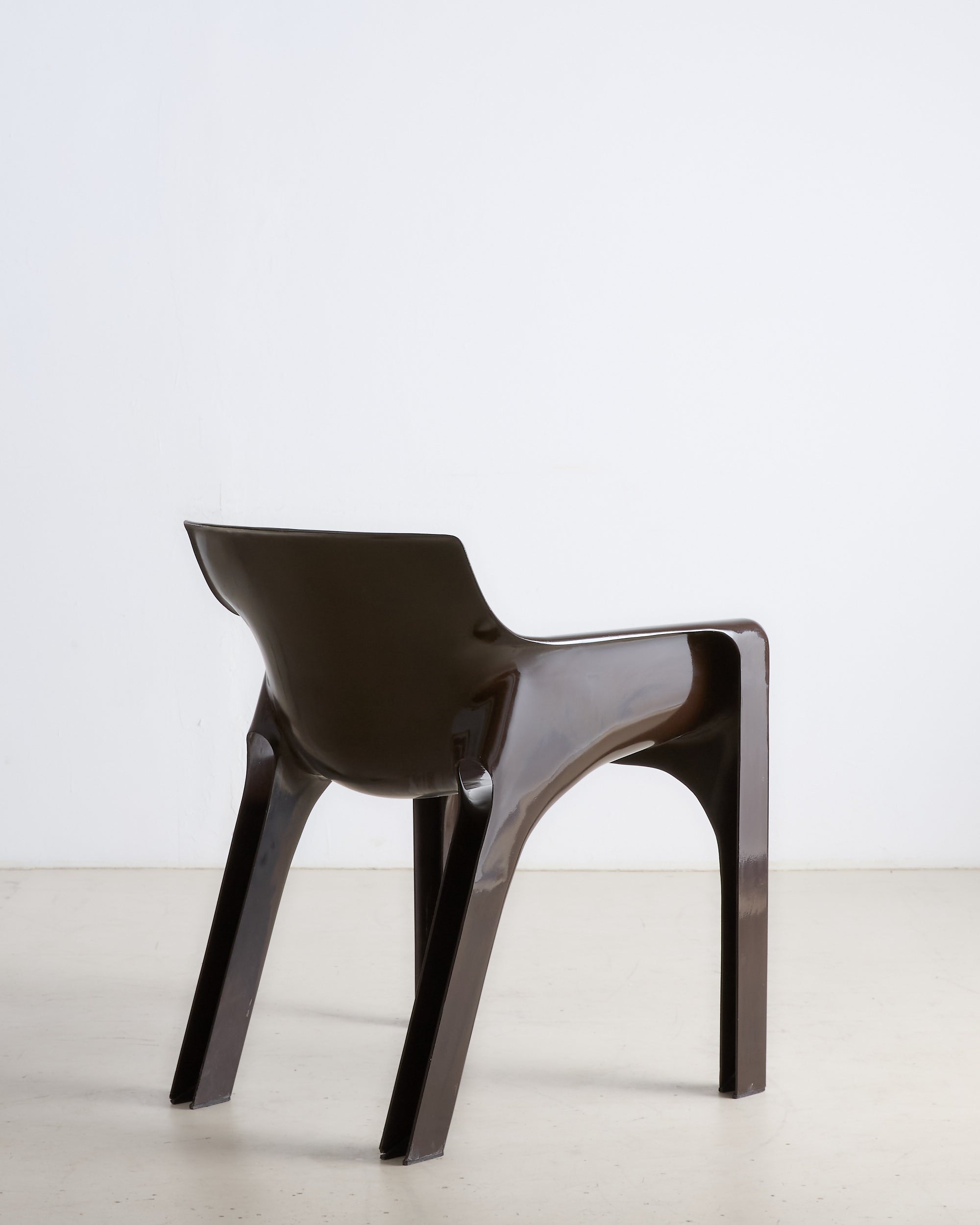 Gaudi Chair By Vico Magistretti For Artemide