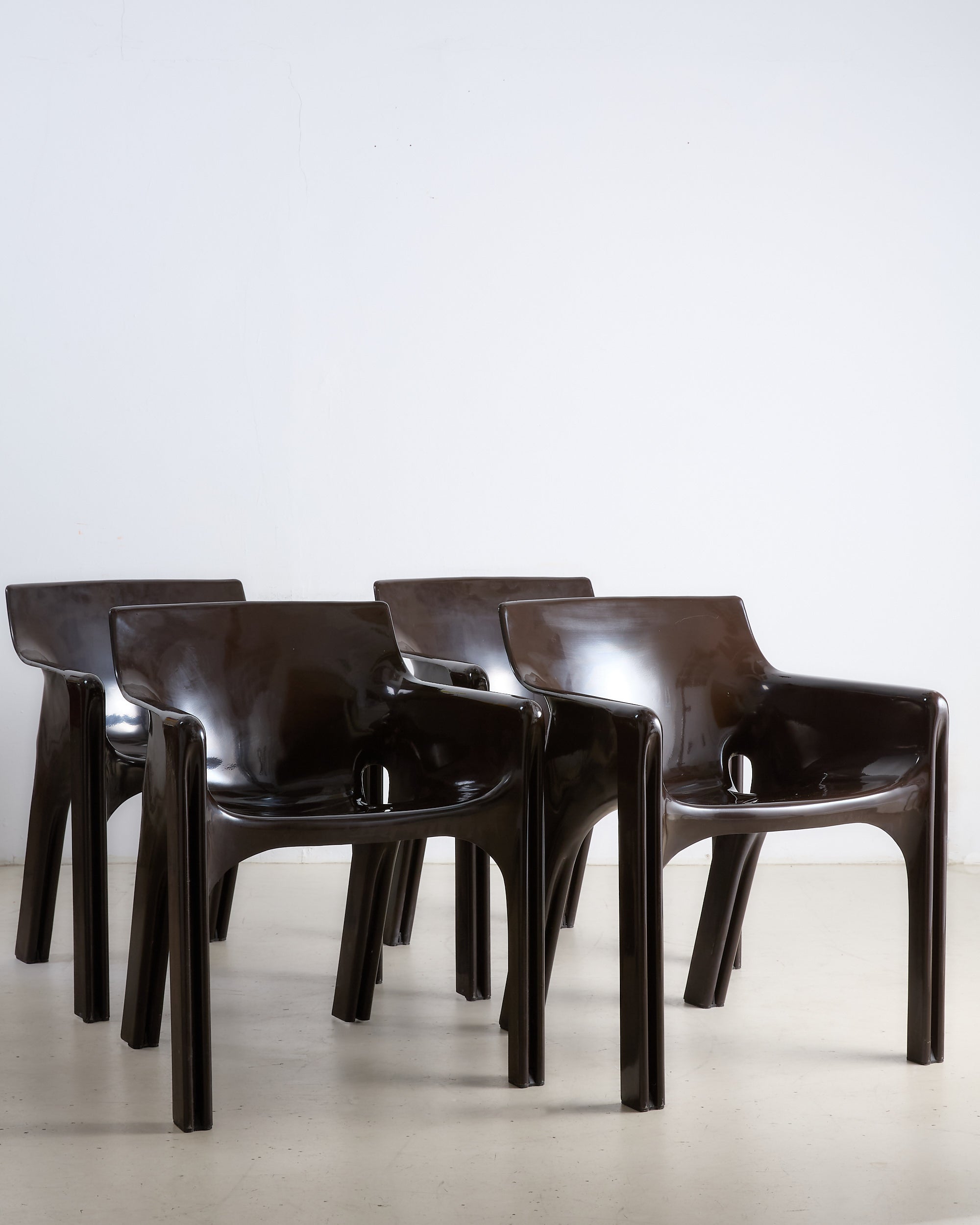 Gaudi Chair By Vico Magistretti For Artemide