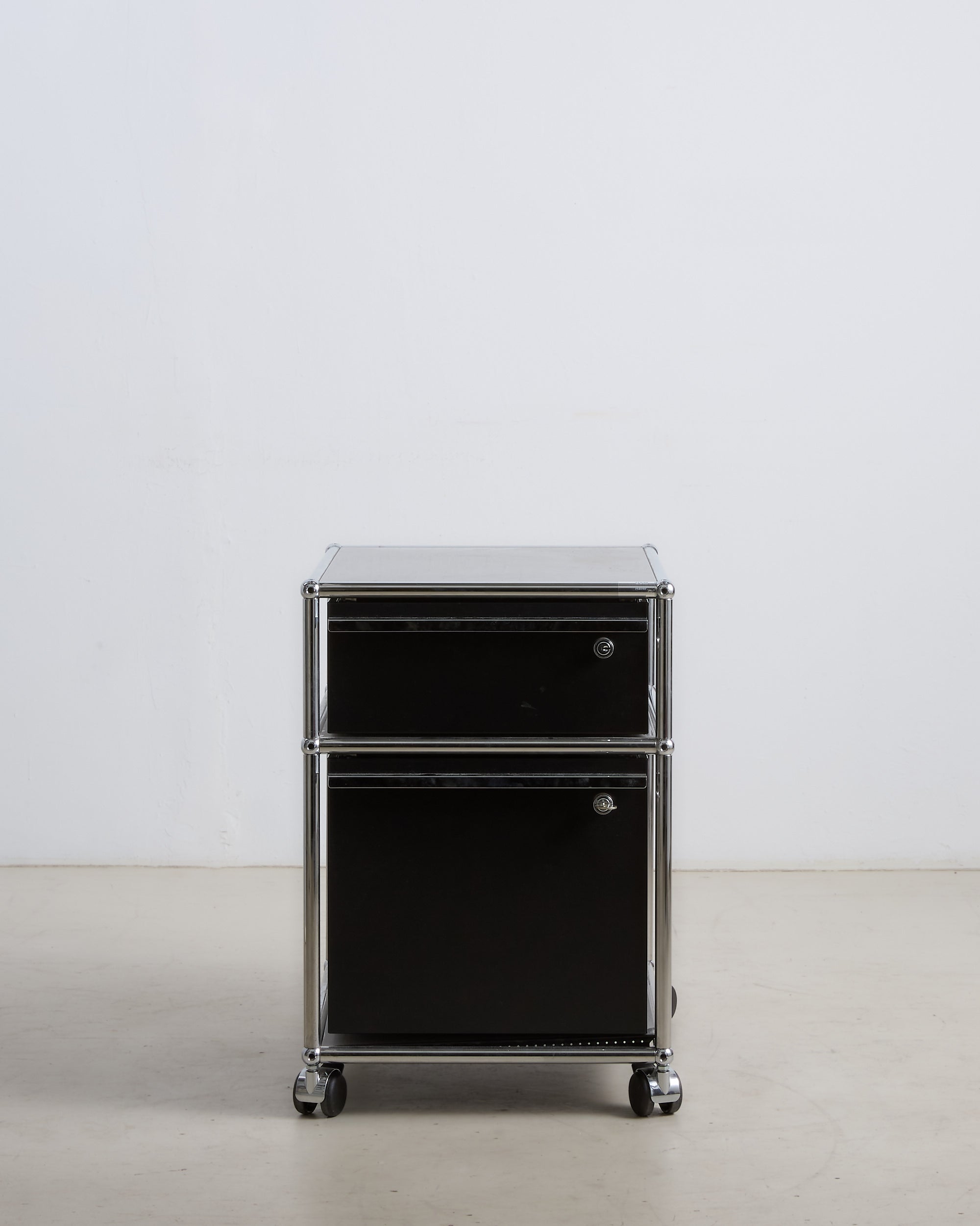 USM Haller Trolley