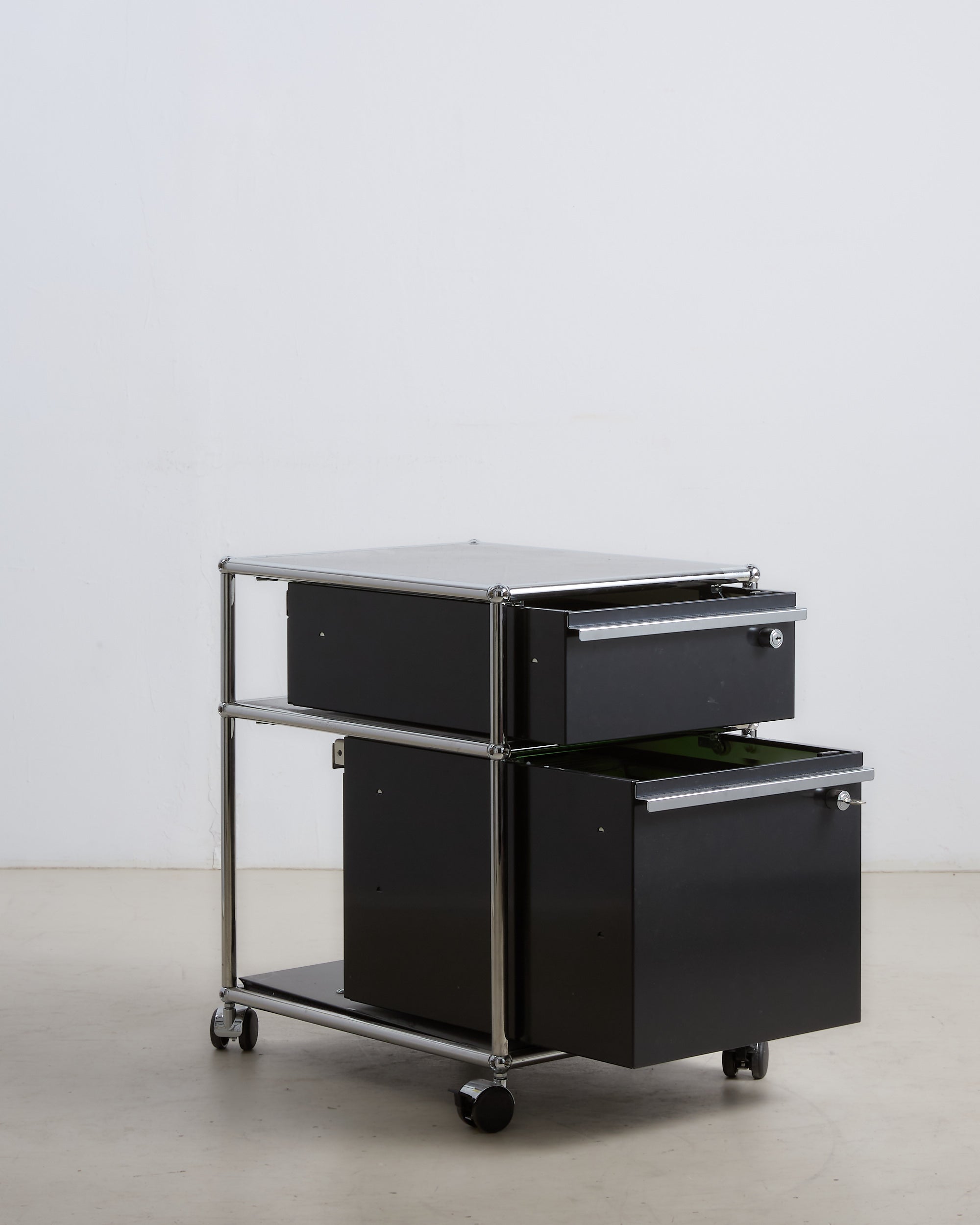 USM Haller Trolley