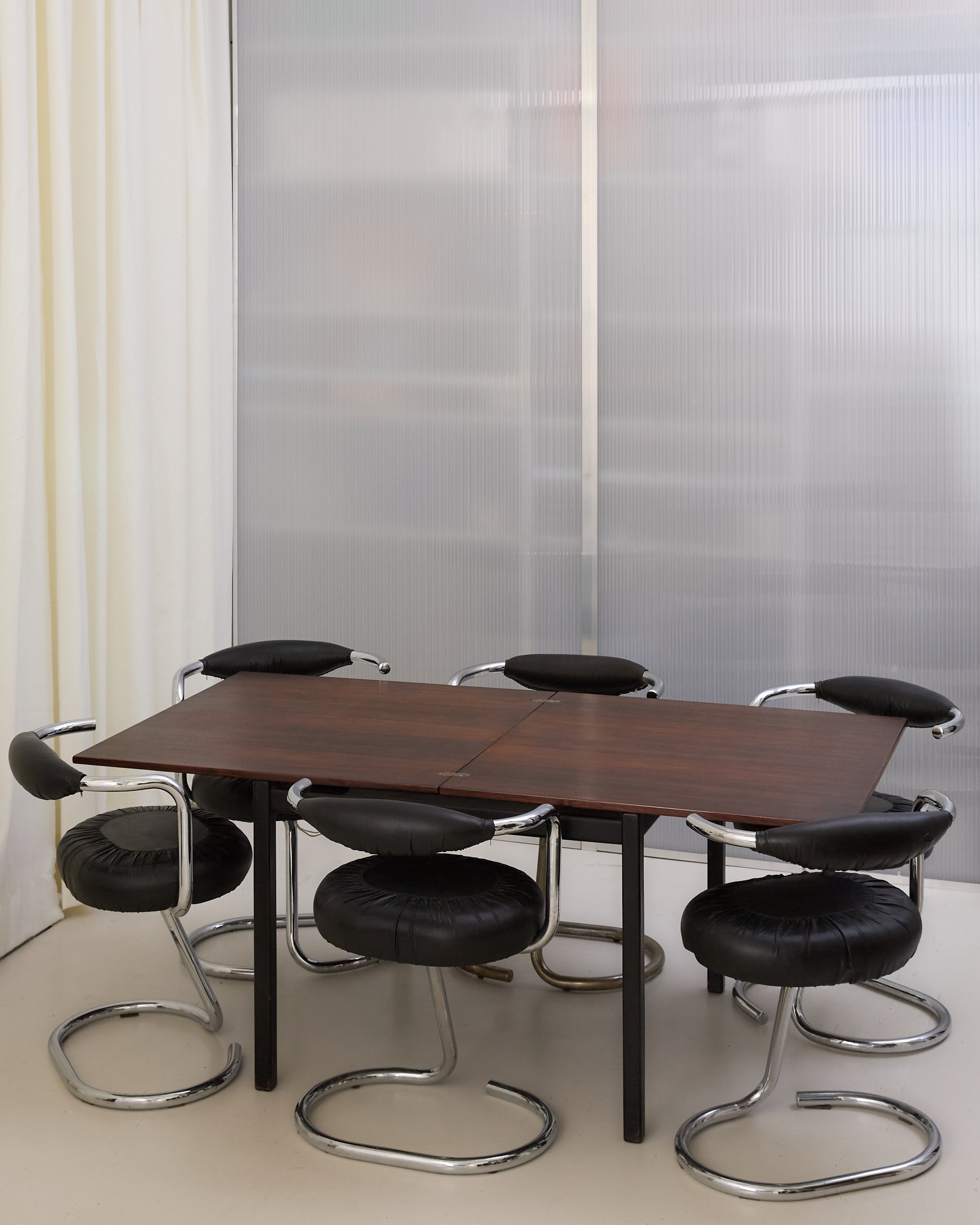 Missogni  Extendable Palisander Table