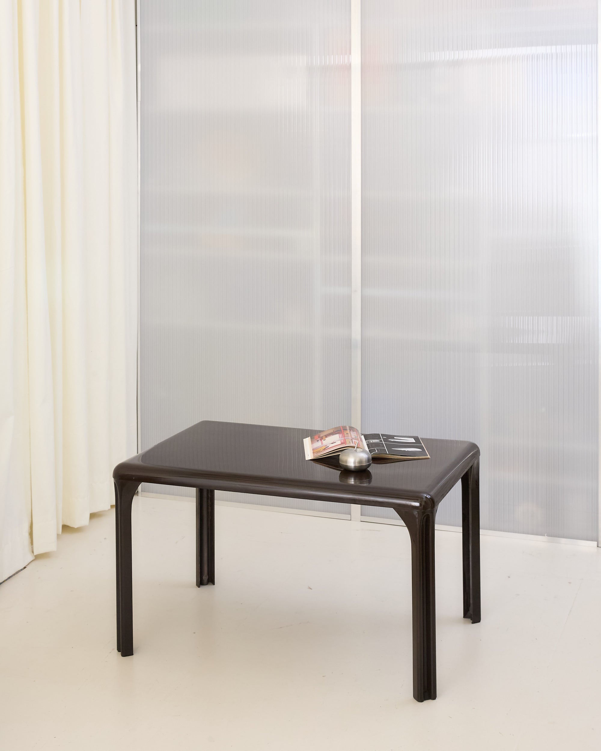 Stadio Dining Table by Vico Magistretti for Artemide