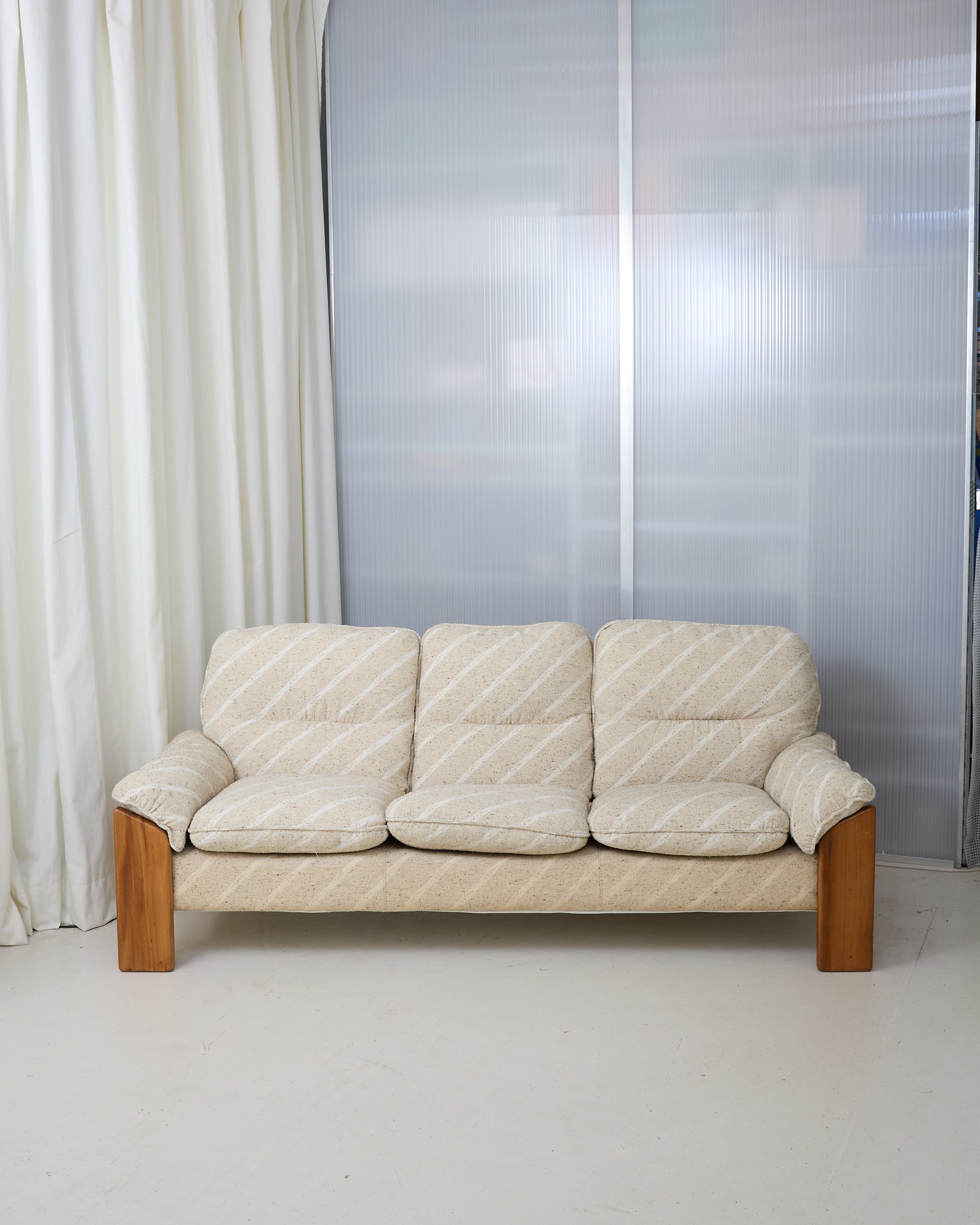 Sapporo for Mobil Girgi Three-Seater sofa