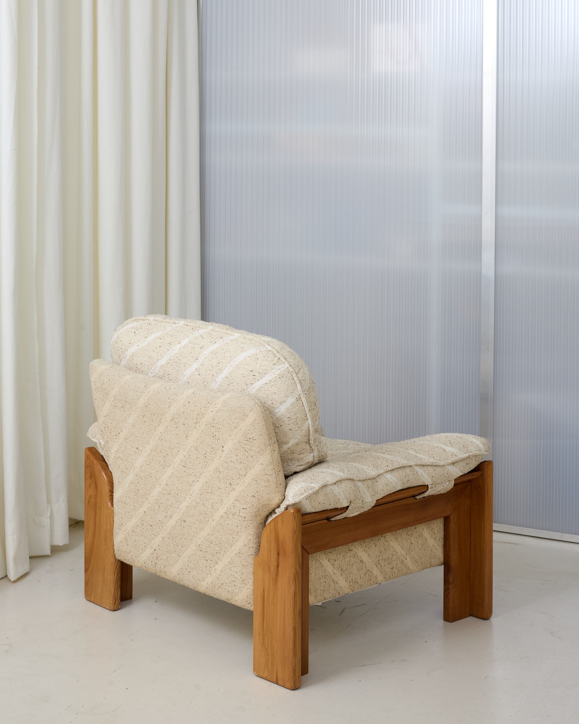 Sapporo for Mobil Girgi Armchair