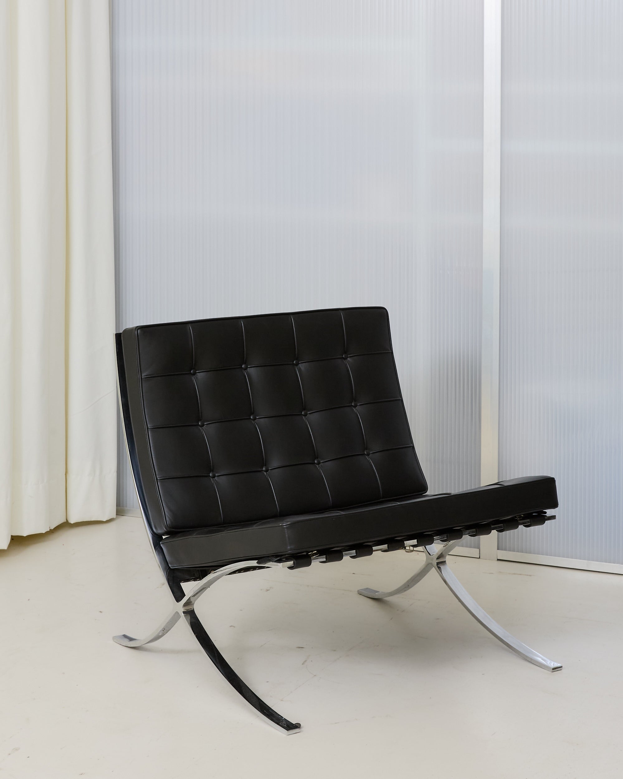 Knoll International Barcelona Chair
