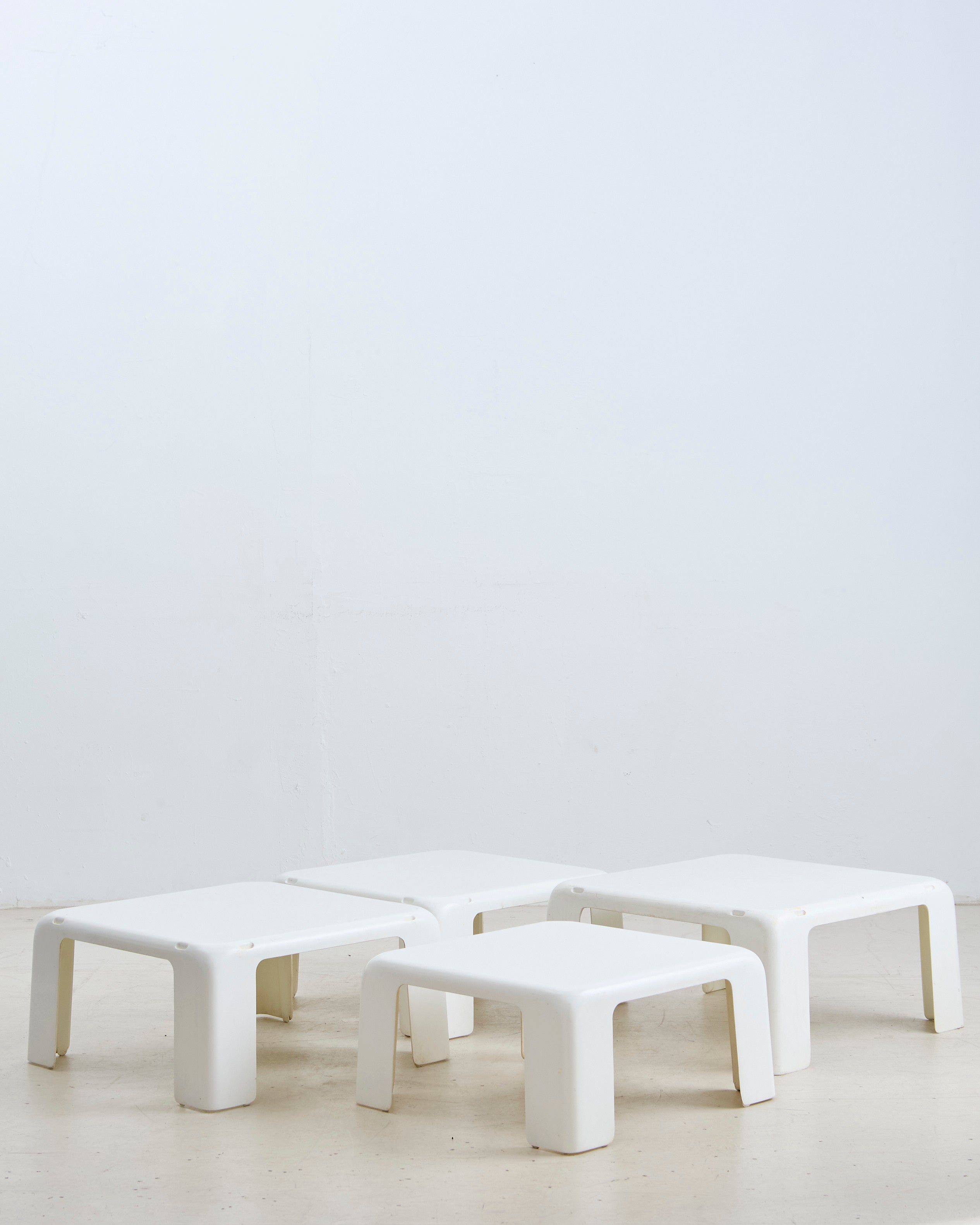 Mario Bellini For C&B Italia ‘Quattro Gatti’ Nesting Tables
