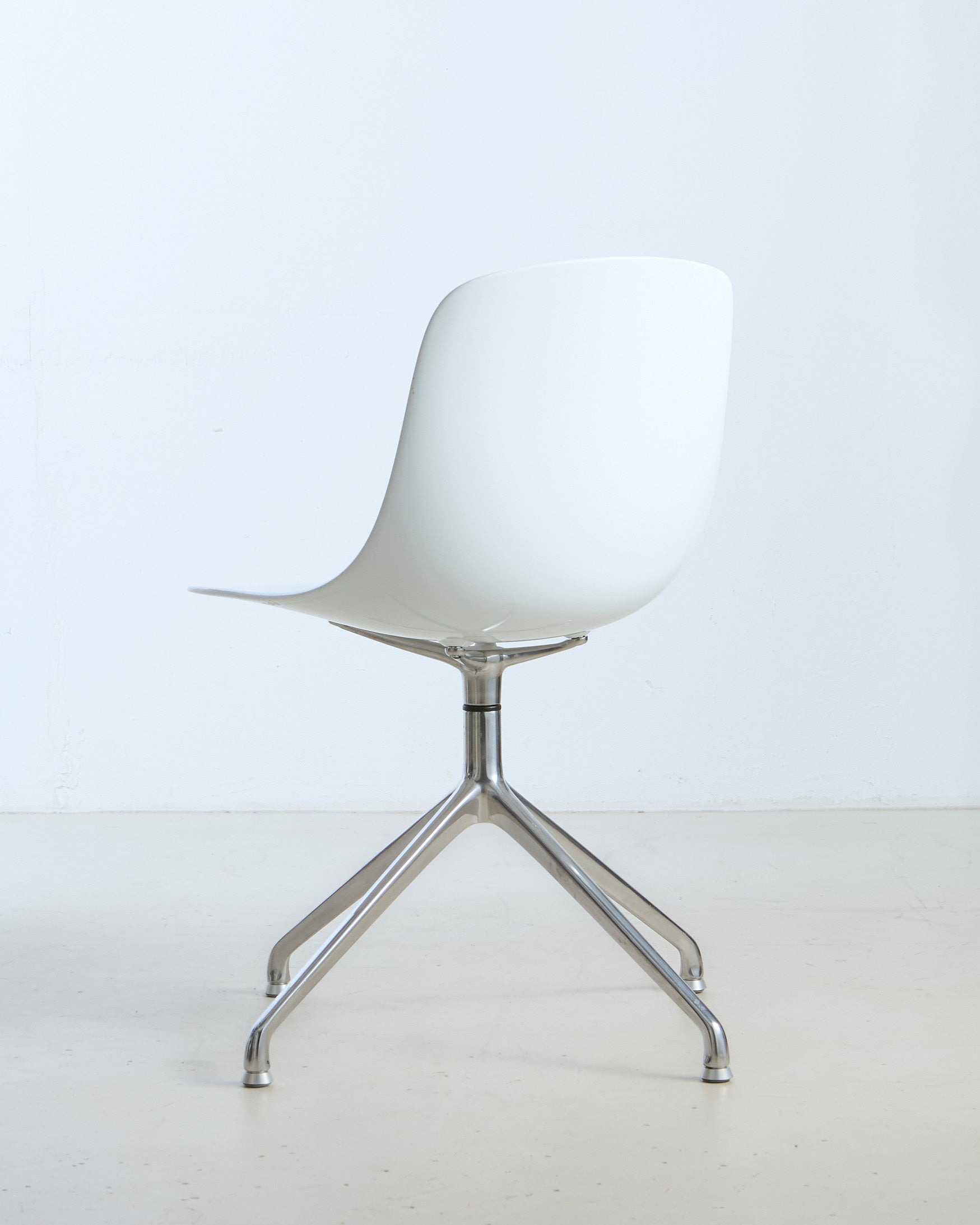 Pure Loop Chair By Claus Breinholt For Infiniti