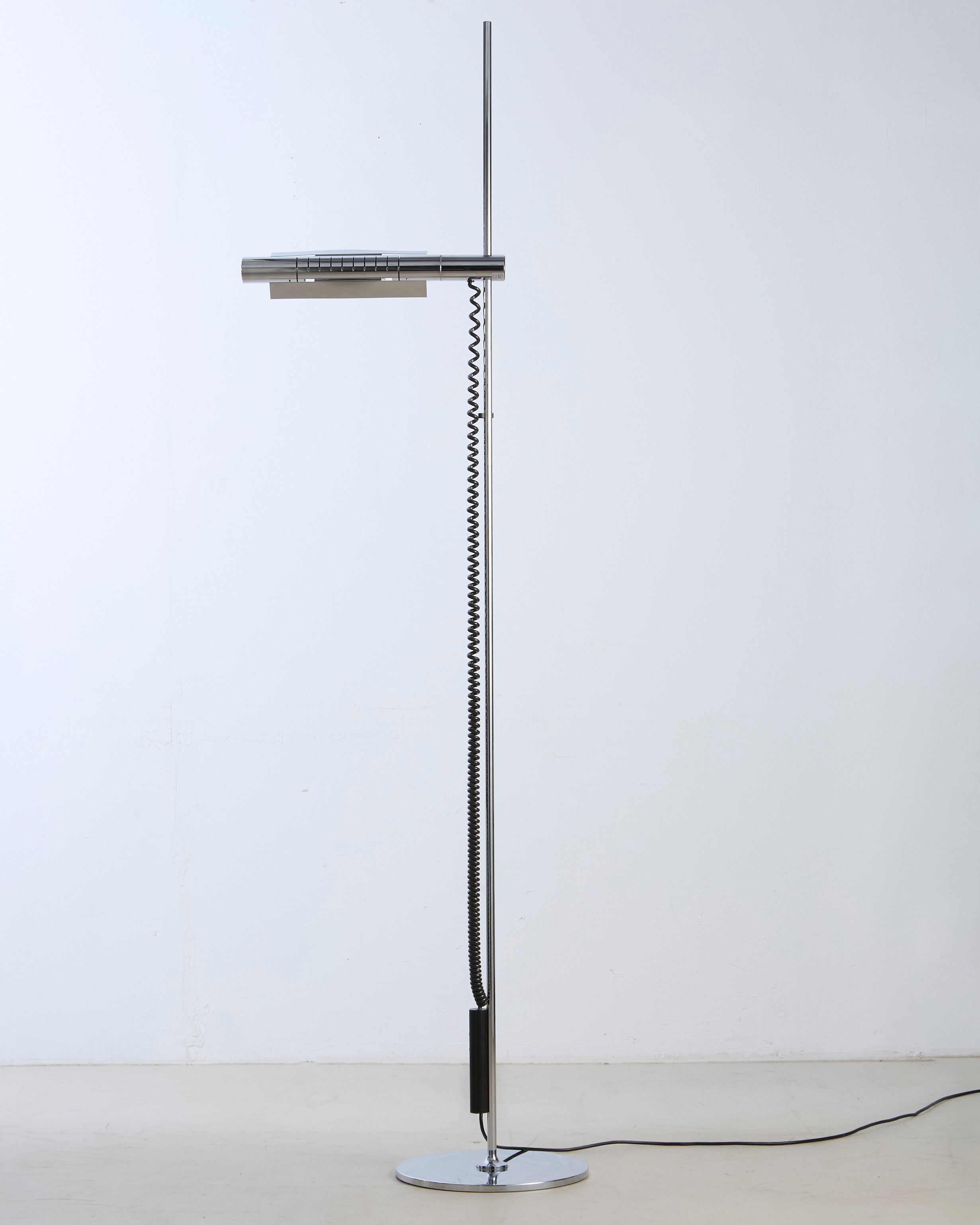Halo S Floor Lamp By Baltensweiler